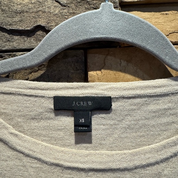 J. Crew Tan 100% Merino Wool Crewneck Shoulder Zip Long Sleeve Sweater Size XS - Picture 3 of 7